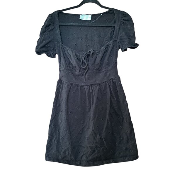 ASOS DESIGN Black Eyelet Short Sleeve Mini Tea Dress – Size UK 10 / EU 38 / US 6 - Picture 2 of 8